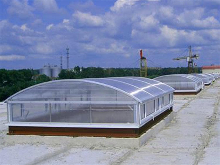 圆拱形排烟天窗